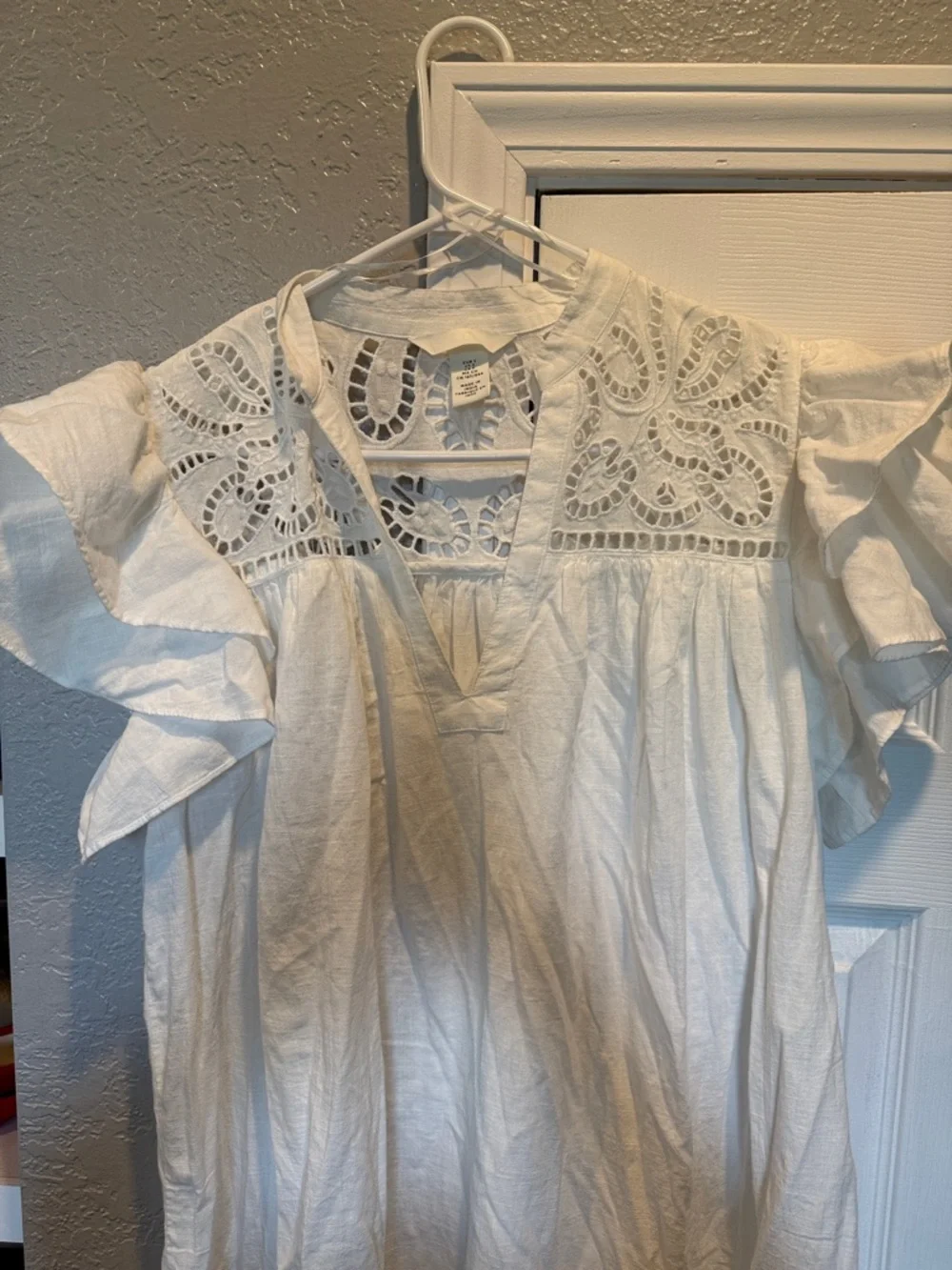 H&M Bundle of Black & White Eyelet Ruffle Sleeve Mini Dresses - Picture 8 of 16